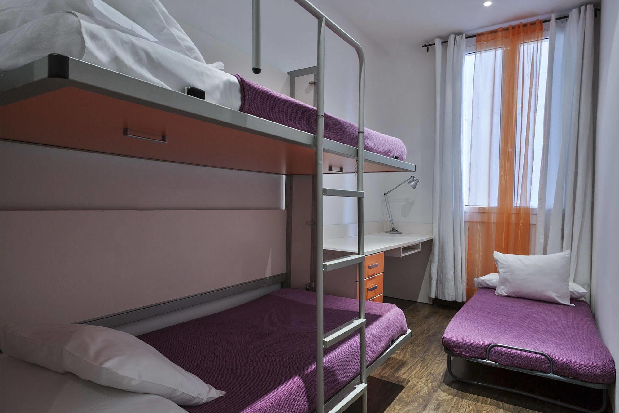 Aspasios Urquinaona Apartments Барселона Екстер'єр фото